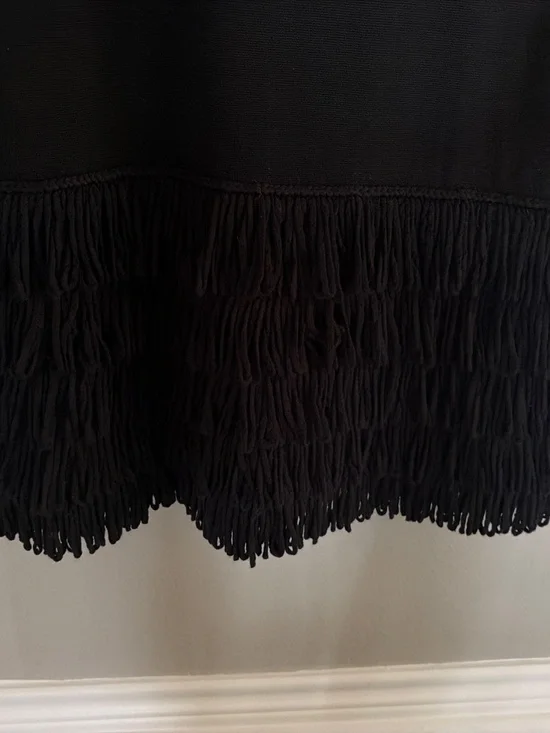 Dress - Picture 2 of 4